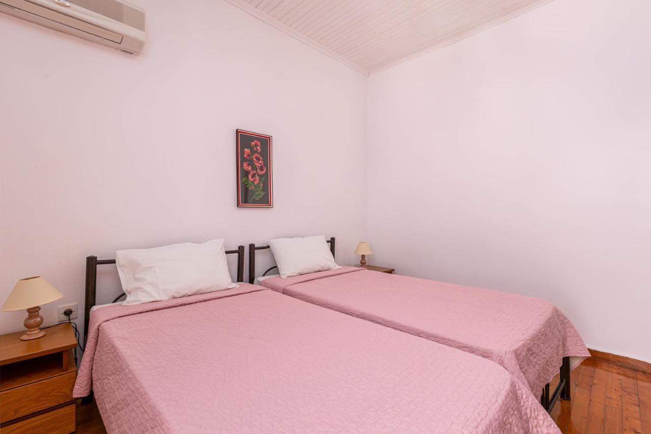 Villa Georgina Nisaki  Ngoại thất bức ảnh