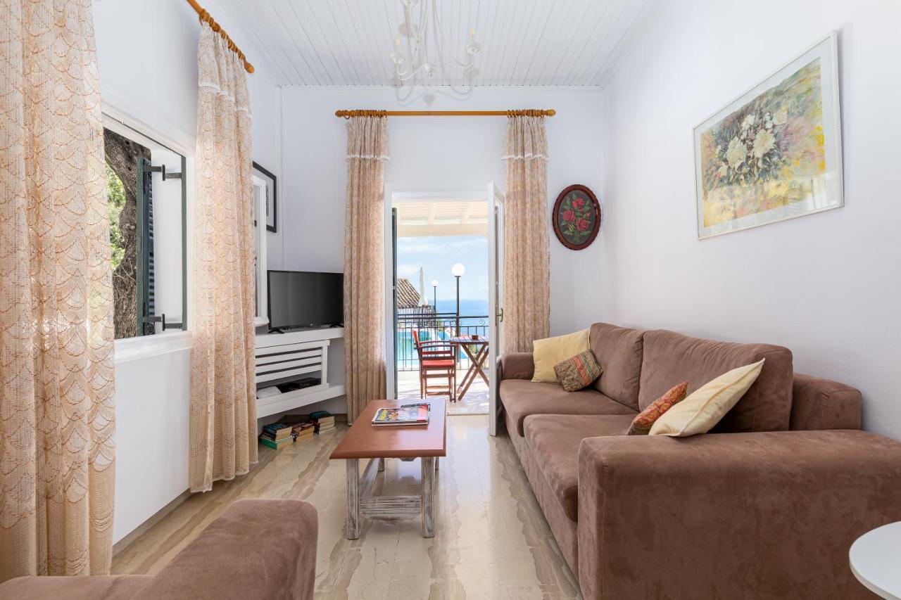 Villa Georgina Nisaki  Ngoại thất bức ảnh