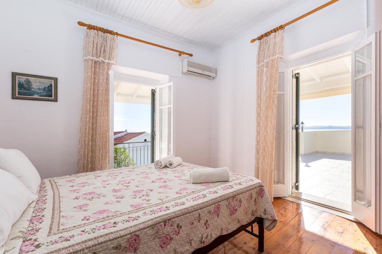 Villa Georgina Nisaki  Ngoại thất bức ảnh